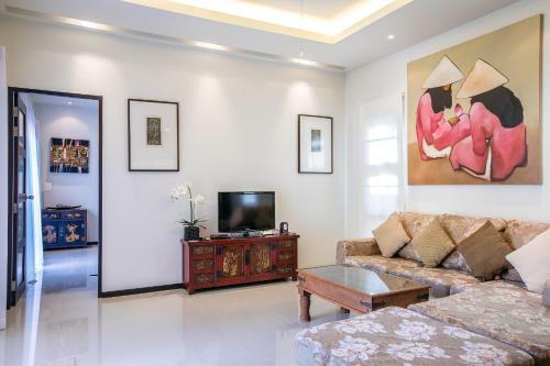 Villa Kokyang Estate By Tropiclook