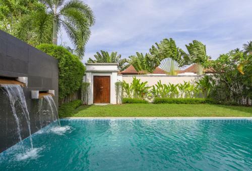 Villa Ilahi By Tropiclook