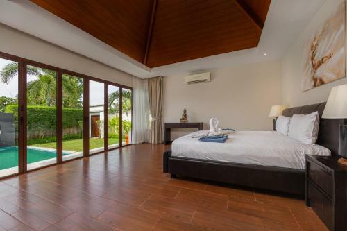 Villa Ilahi By Tropiclook