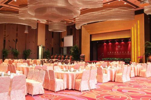Jinling New Town Hotel