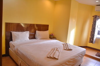 Hotel Taj Place Residency