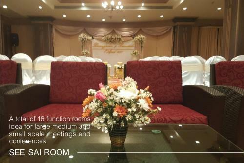 Long Beach Cha-am Hotel