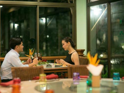 Hotel Maneechan Resort