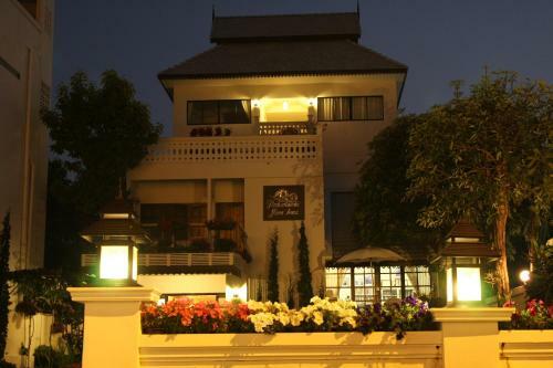 Hostal Rachamankha Flora House