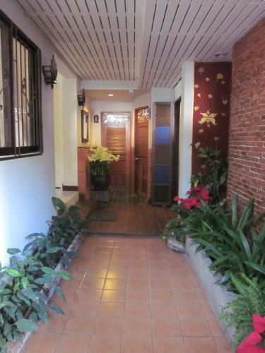 Hostal Rachamankha Flora House