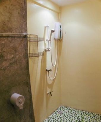 Hostal Kaysorn Residence