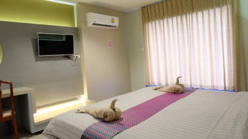 Silom Palace Hotel