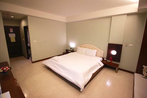 Suparee Parkview Hotel