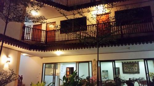 Hotel Villa Oranje Chiang Mai
