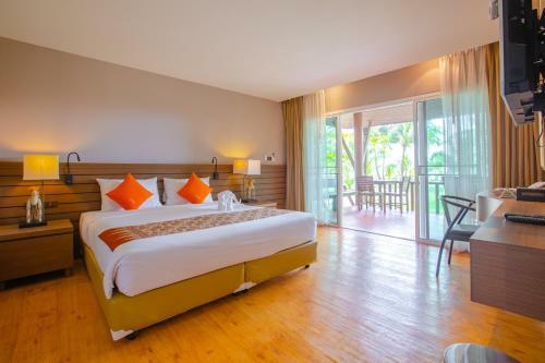 Hotel C&n Kho Khao Beach Resort