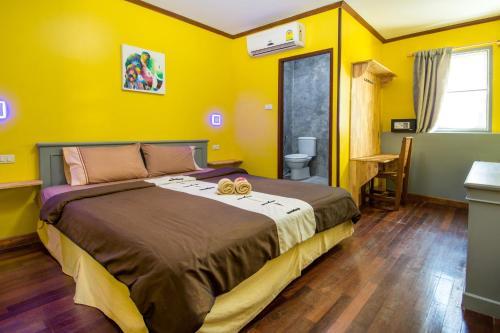 Hostal Central Guesthouse