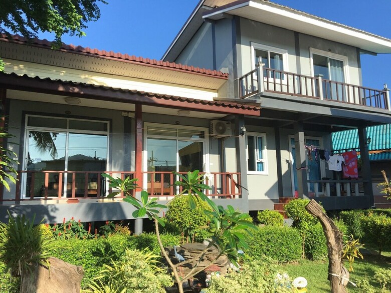 Sunanta Bungalow