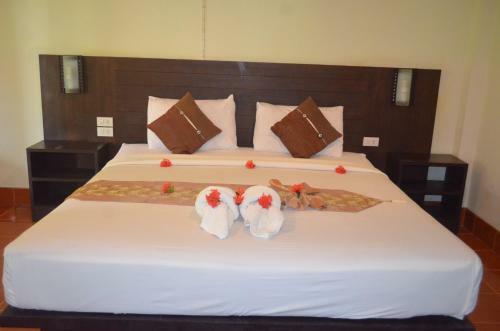 Lanta Nice Beach Resort
