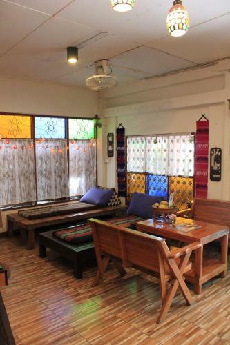 Albergue Absolute House