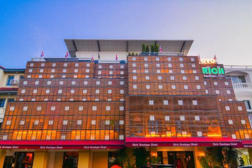 Rich Boutique Hotel