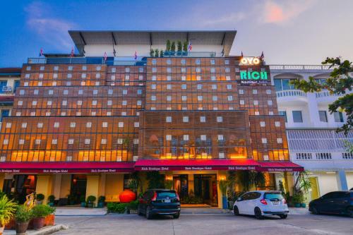 Rich Boutique Hotel