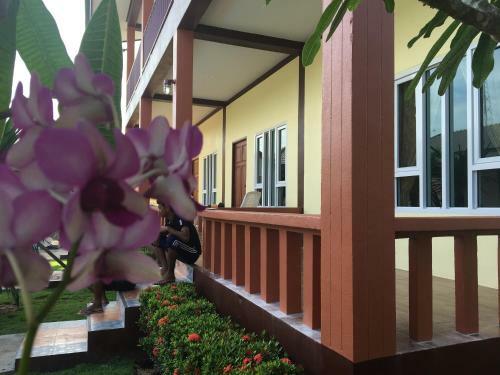 Hotel Khum Laanta Resort