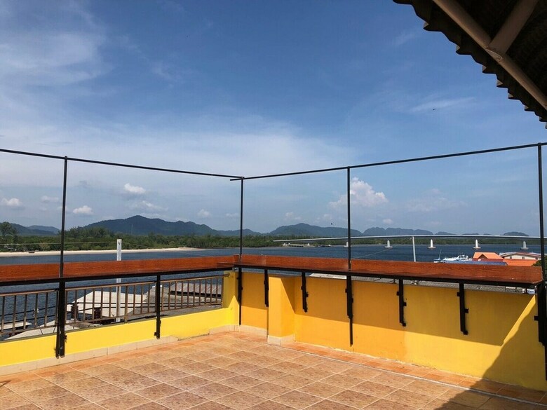 Aparthotel Jetty Place
