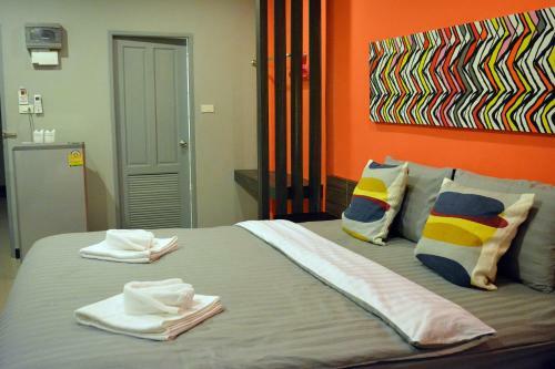 Hotel Krabi Inn & Omm