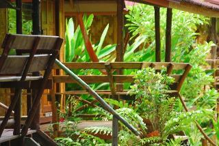 Hotel Lanta Pearl Beach Resort