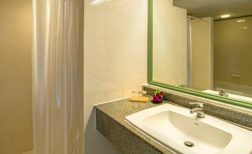 Hotel Maritime Park And Spa Resort