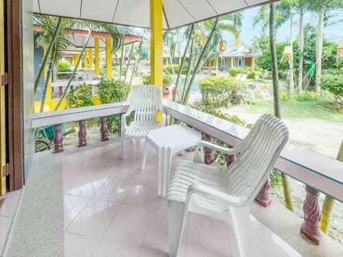 Lanta New Beach Bungalows