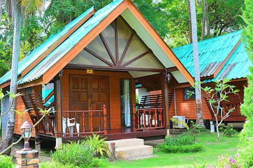 Hotel Sayang Beach Resort Koh Lanta