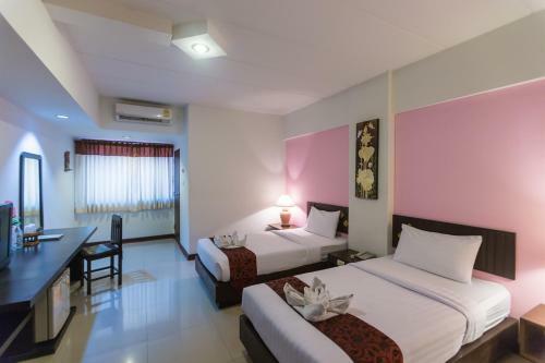 Bua Raya Hotel
