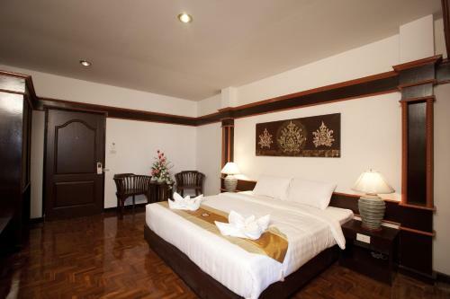 Bua Raya Hotel