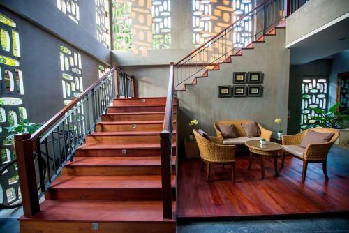 Chu Hotel
