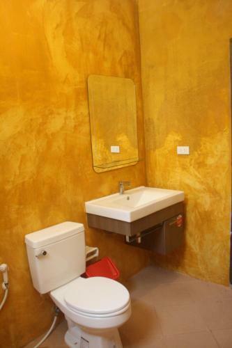 Hostal Phuchawee Lanta