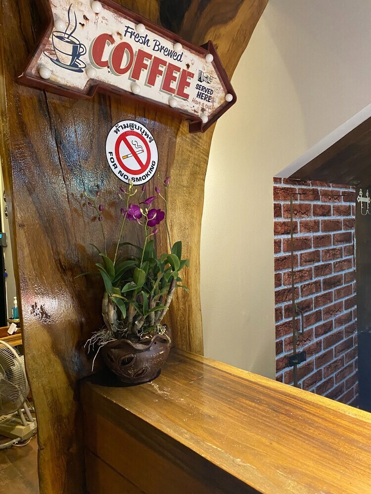 Albergue Bb House Budget & Boutique