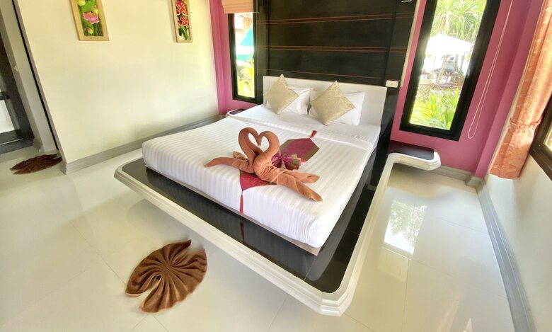 Hotel Lanta Emerald Bungalow