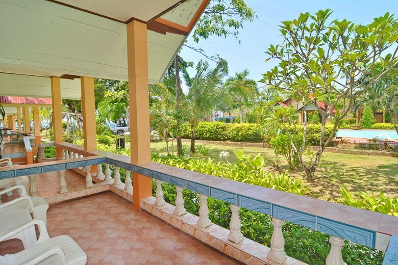 Hotel Lanta Emerald Bungalow