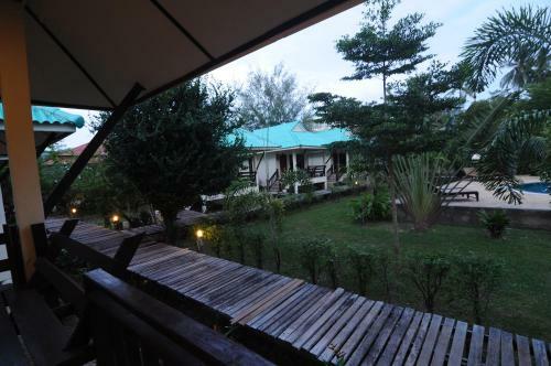 Hotel N.t. Lanta Resort