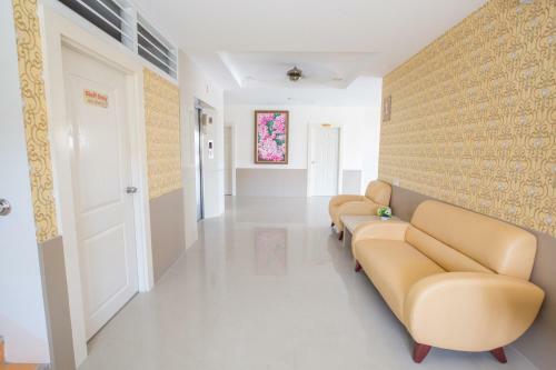 P.a. Thani Hotel