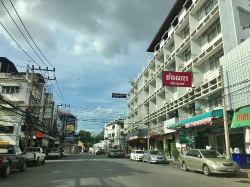 Srivichai Hotel
