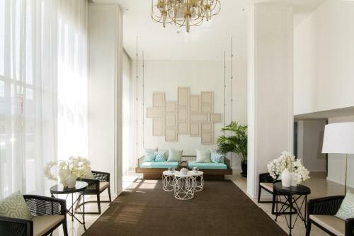 Apartamentos First Choice Suites By The Sea