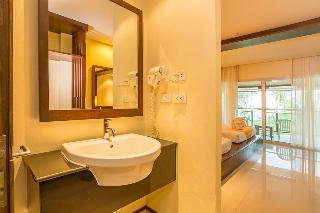 Hotel Lanta Pura Beach Resort
