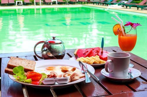 Hotel Lanta Klong Nin Beach Resort