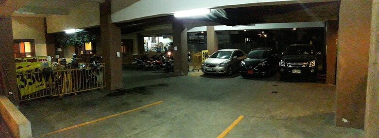 Hotel Natee Place
