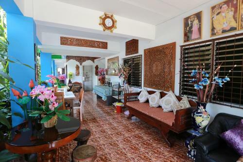 Albergue Saithong House