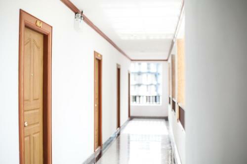 V Residence Hotel