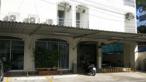 Ekkamon Apartment