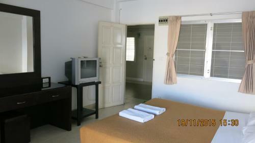 Ekkamon Apartment