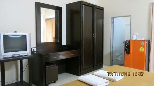 Ekkamon Apartment