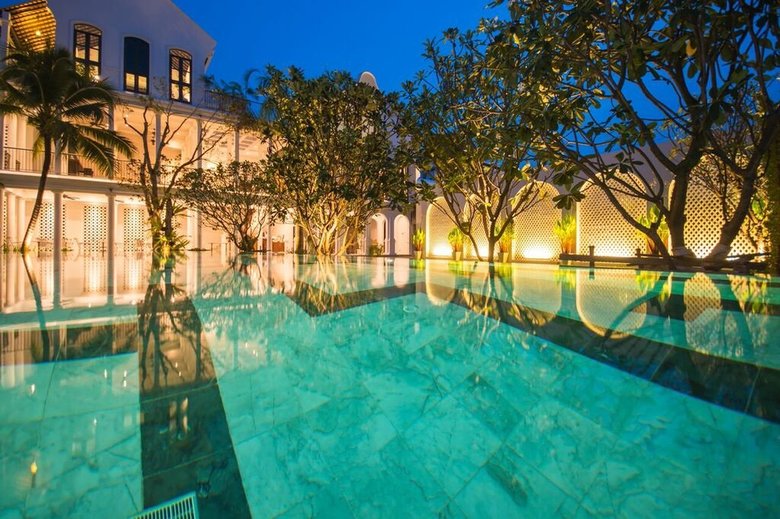 Little Nyonya Hotel