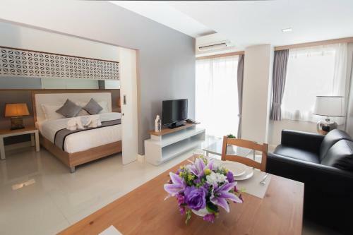Aparthotel Racha Residence
