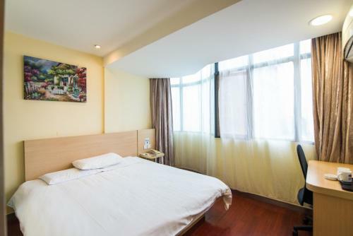 Hotel Hanting Express Shanghai Xikang Road