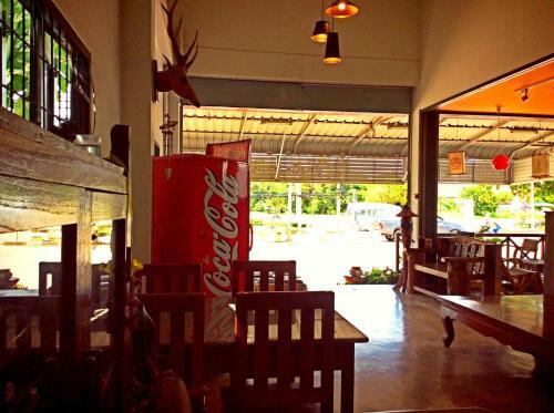 Hostal Ez House